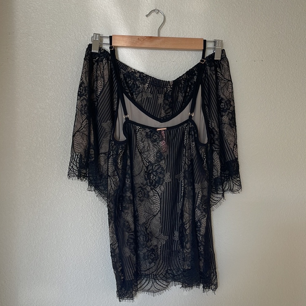 Vince Camuto Black& Nude Lace Tank& Shorts Set Size L